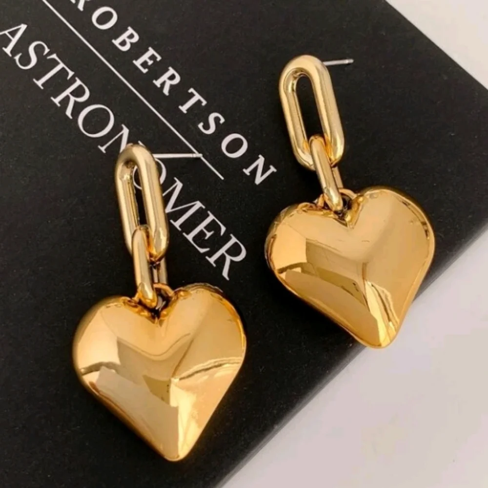 NEW!! Gold Plated Classy Puffy Heart Paperclip Dangle Drop Post Earrings